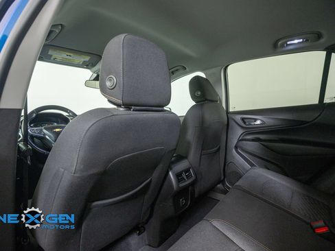 Used 2021 Chevrolet Equinox LT FWD image 25
