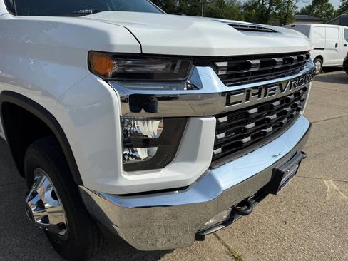 Used 2022 Chevrolet Silverado 3500 LT w/ Convenience Package image 53