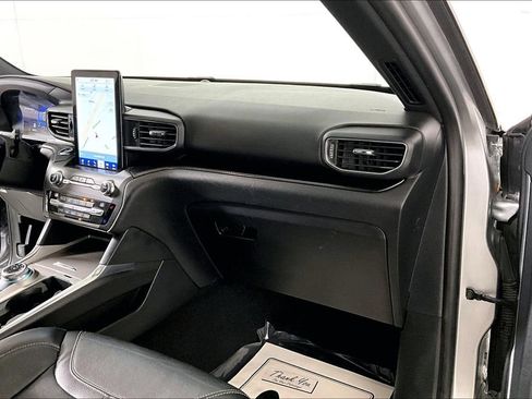Used 2020 Ford Explorer ST w/ ST Street Pack image 16