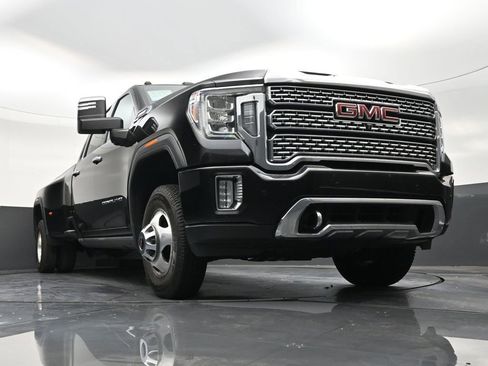 Used 2021 GMC Sierra 3500 Denali w/ Denali Ultimate Package AWD/4WD image 27