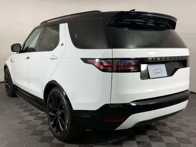 Used 2026 Land Rover Discovery Dynamic SE AWD/4WD image 4