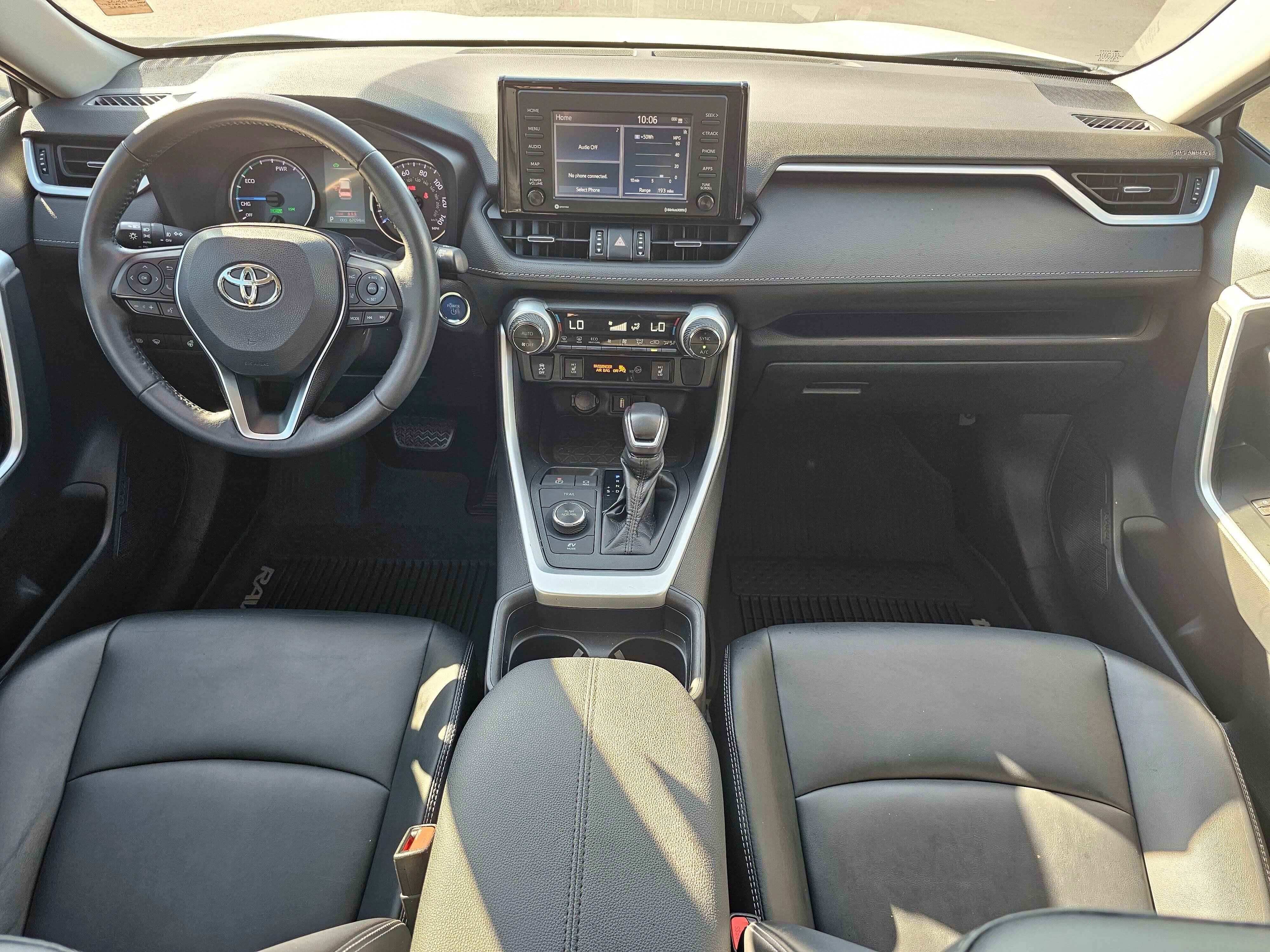 Certified 2021 Toyota RAV4 XLE Premium AWD/4WD image 15
