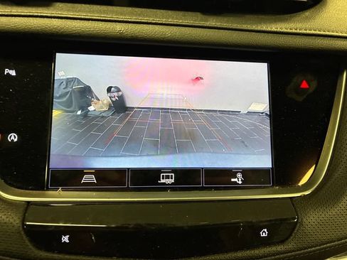 Certified 2022 Cadillac XT5 Premium Luxury AWD/4WD image 21