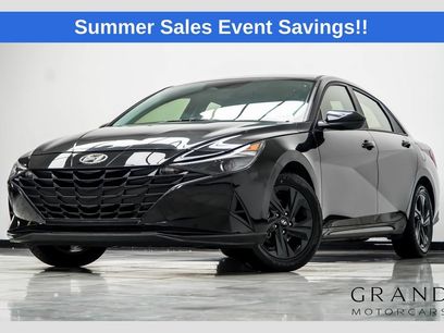 Used 2022 Hyundai Elantra SEL w/ Cargo Package