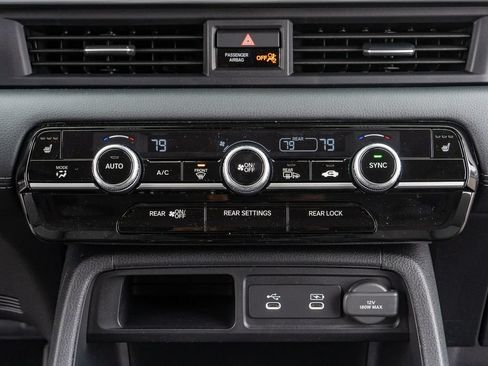 New 2026 Honda Pilot Touring image 22