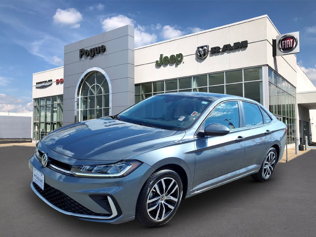 Used 2025 Volkswagen Jetta SE FWD image 7