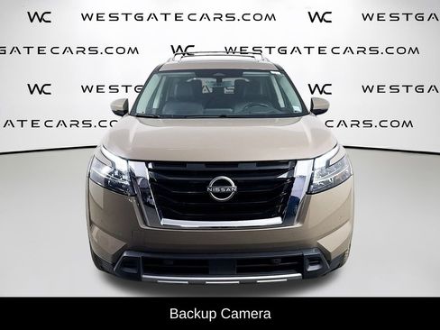 Used 2023 Nissan Pathfinder Platinum image 4