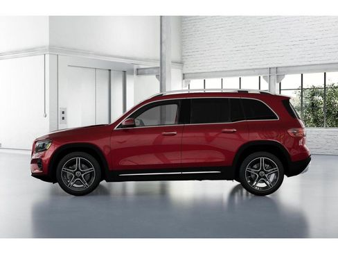 New 2026 Mercedes-Benz GLB 250 4MATIC image 34