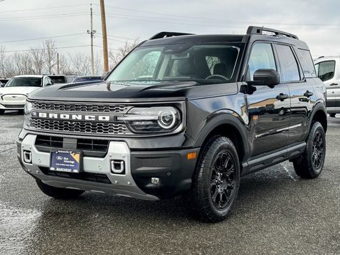 Used 2025 Ford Bronco Sport Badlands image 7