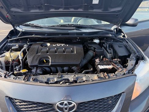 Used 2010 Toyota Corolla LE w/ All Weather Guard Pkg FWD image 11