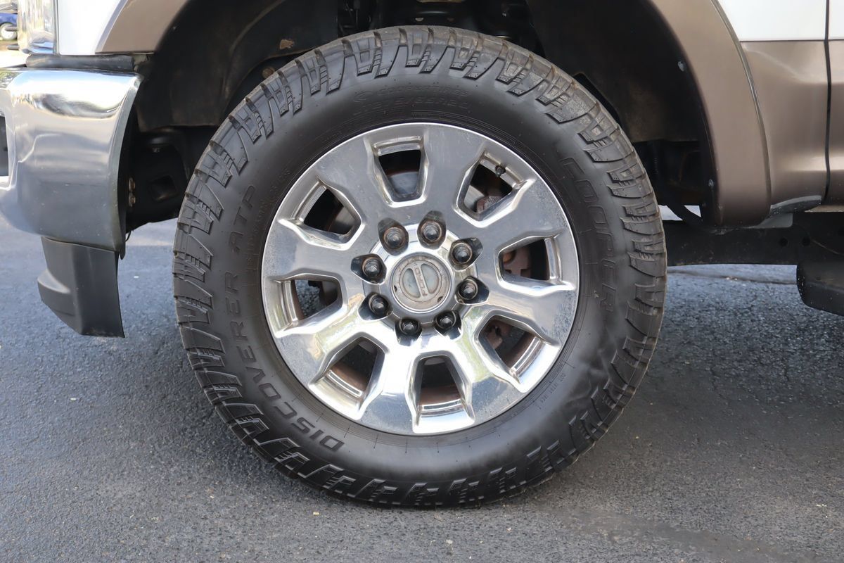 Used 2017 Ford F250 King Ranch w/ Chrome Package AWD/4WD image 38
