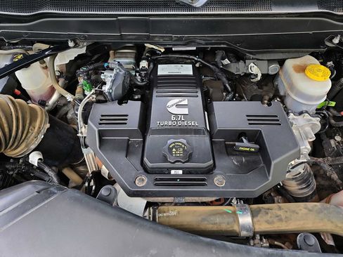 Used 2024 RAM 2500 Laramie w/ Safety Group AWD/4WD image 13