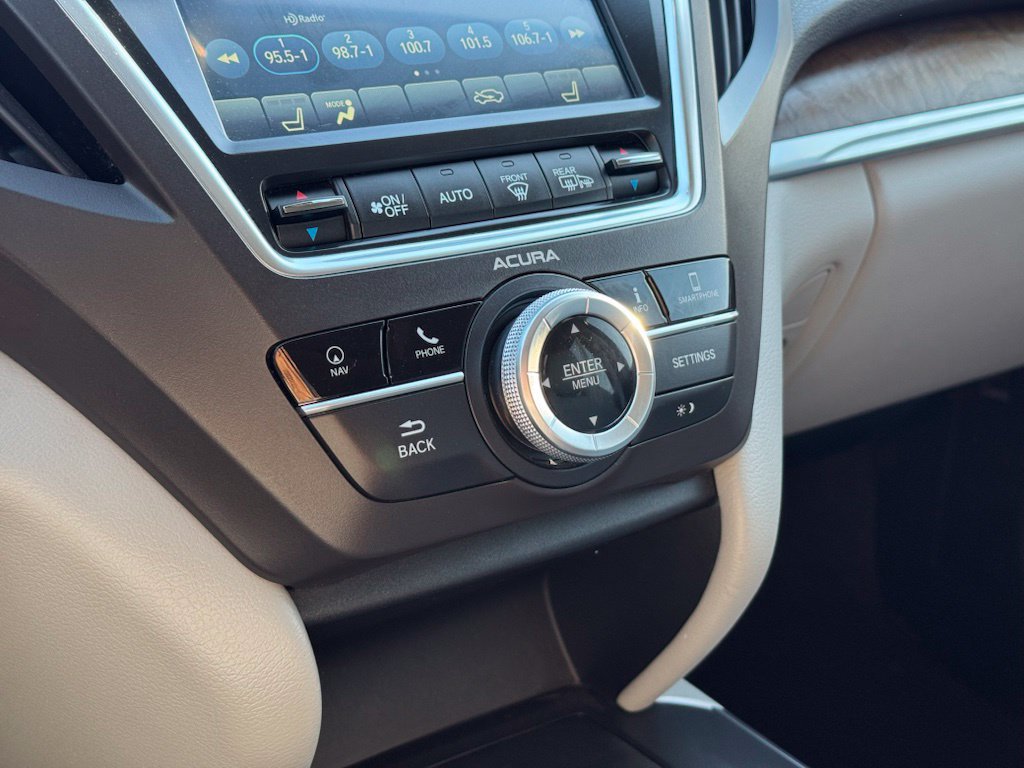 Used 2020 Acura MDX w/ Technology Package FWD image 15