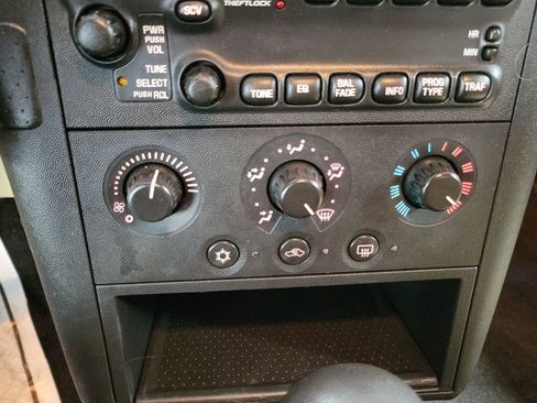 Used 2008 Pontiac Grand Prix image 41