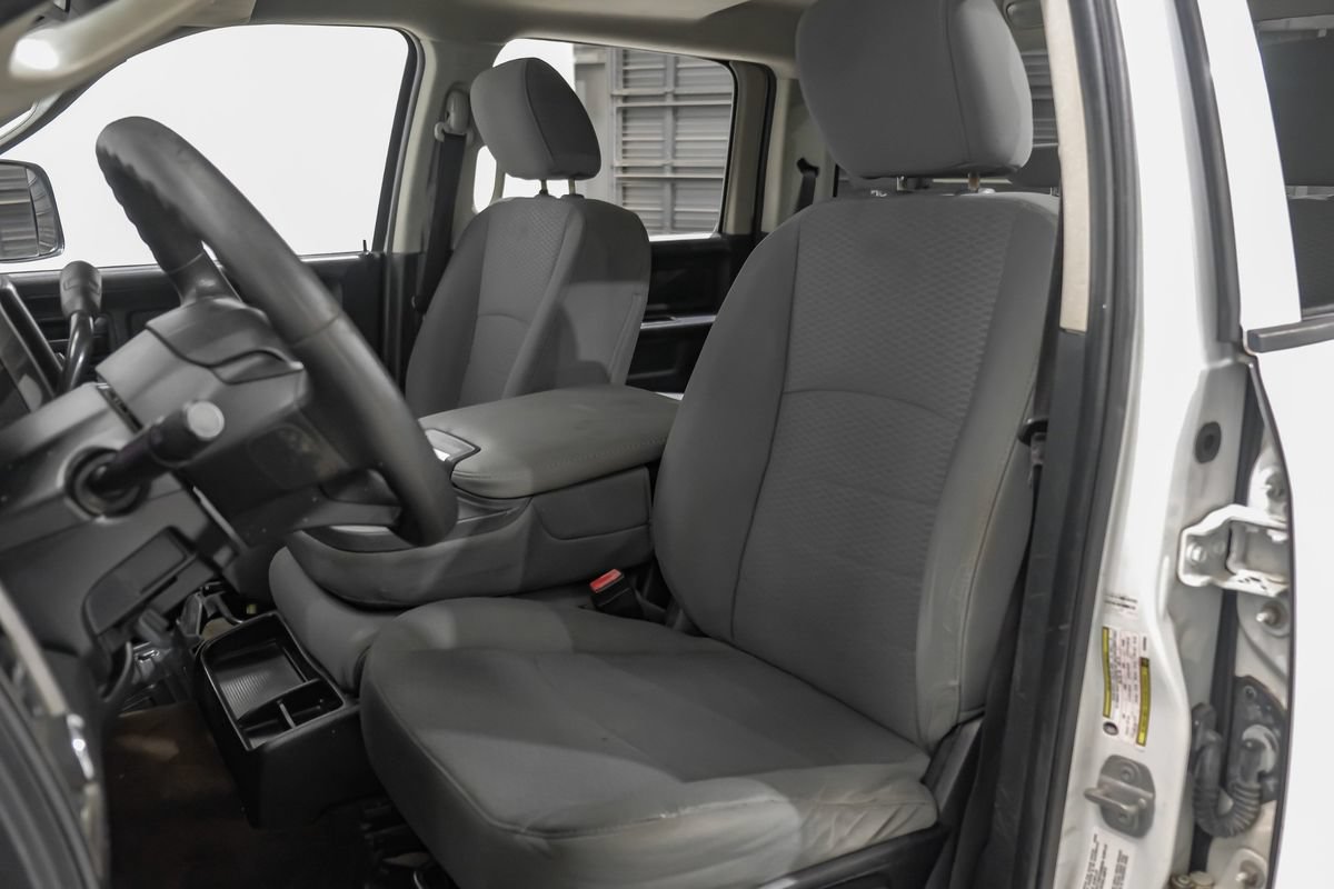 Used 2014 RAM 2500 Tradesman w/ Chrome Appearance Group AWD/4WD image 28