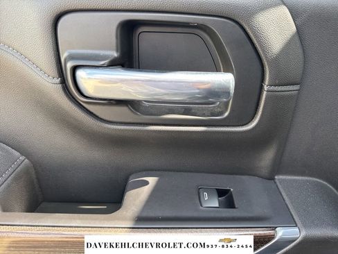 Used 2021 Chevrolet Silverado 1500 LT Trail Boss w/ Convenience Package II image 33