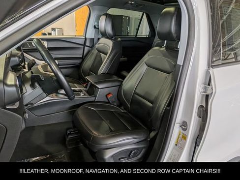 Used 2023 Ford Explorer XLT AWD/4WD image 13