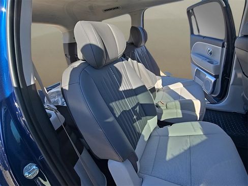 New 2026 Hyundai Ioniq 9 Calligraphy image 23