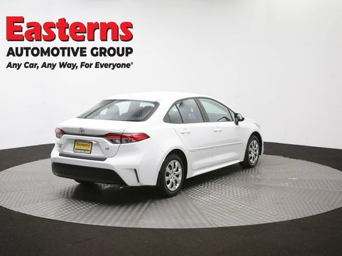 Used 2024 Toyota Corolla LE FWD image 39