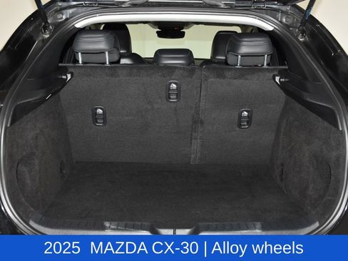 Used 2025 MAZDA CX-30 AWD 2.5 S w/ Preferred Package image 28