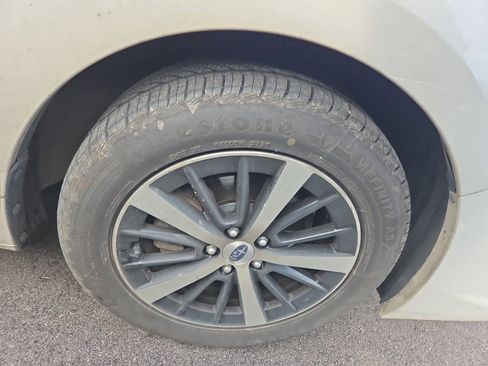 Used 2020 Subaru Impreza Premium image 2