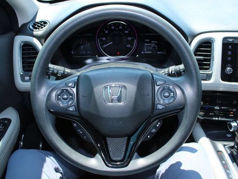 Used 2022 Honda HR-V EX image 35