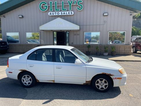 Used 2005 Hyundai Accent GLS image 1