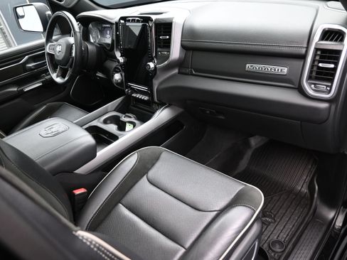 Used 2023 RAM 1500 Laramie AWD/4WD image 40