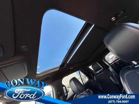 Used 2025 Ford Explorer ST image 32