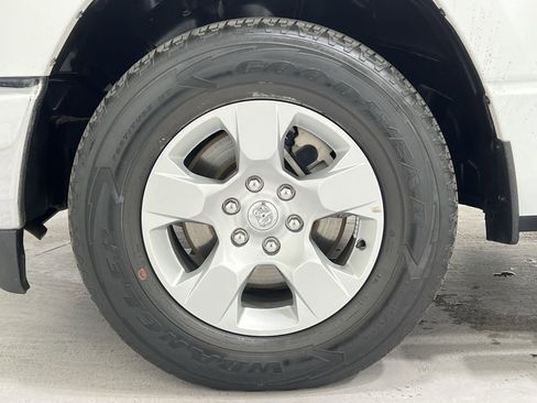 Used 2022 RAM 1500 Big Horn AWD/4WD image 10