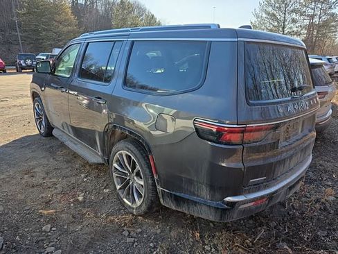 Used 2022 Jeep Wagoneer Series II w/ Premium Group I image 2