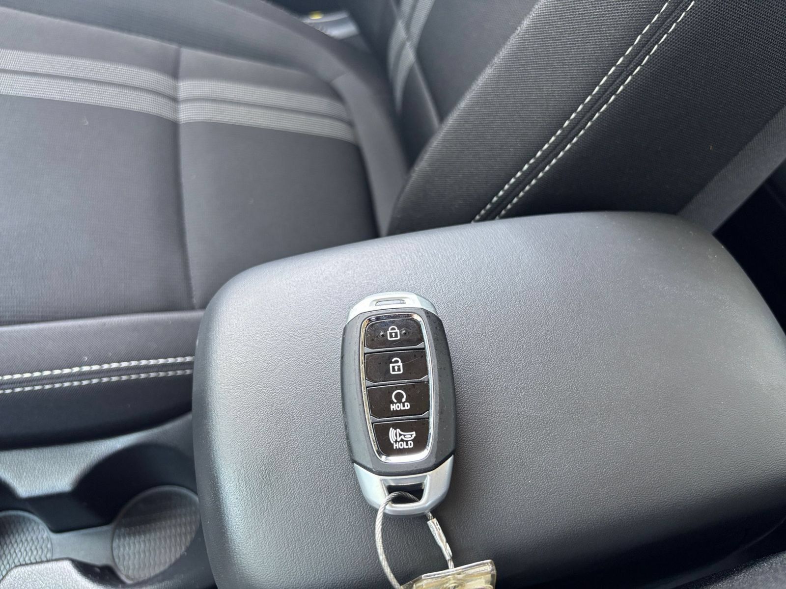 Used 2025 Hyundai Venue SEL FWD image 20
