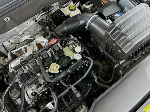 Used 2024 Volkswagen Atlas Cross Sport SEL R-Line image 32