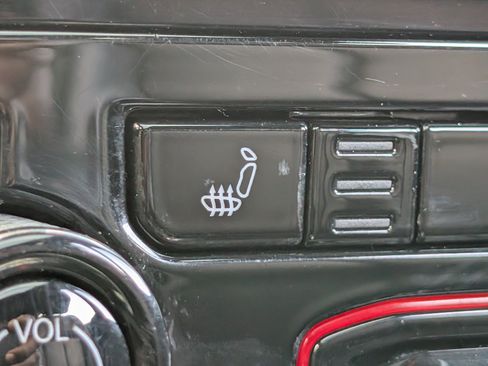 Used 2024 Jeep Grand Cherokee Limited w/ Black Appearance Package RWD image 34