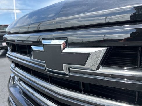 Used 2025 Chevrolet Silverado 1500 High Country w/ Midnight Edition image 11