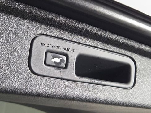 New 2026 Honda Odyssey Touring image 7