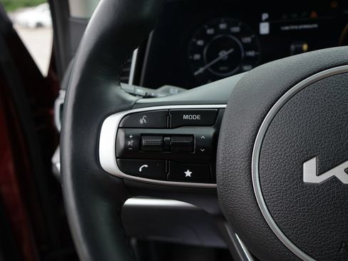 Certified 2025 Kia Sportage SX FWD image 26