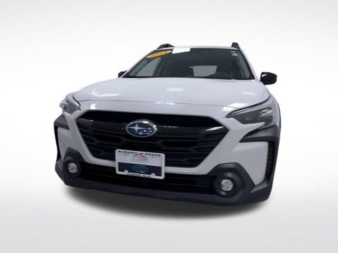 Used 2024 Subaru Outback Onyx Edition AWD/4WD image 3