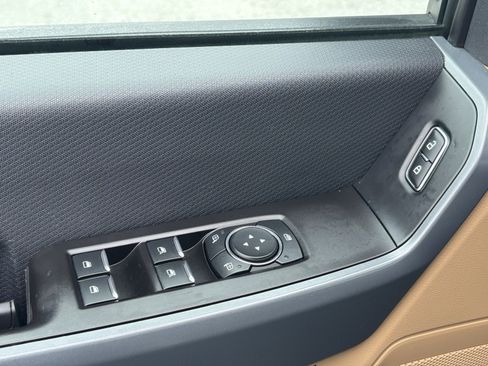 Used 2023 Ford F150 XLT image 18