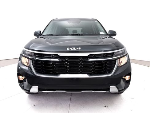 Certified 2024 Kia Seltos EX FWD image 13