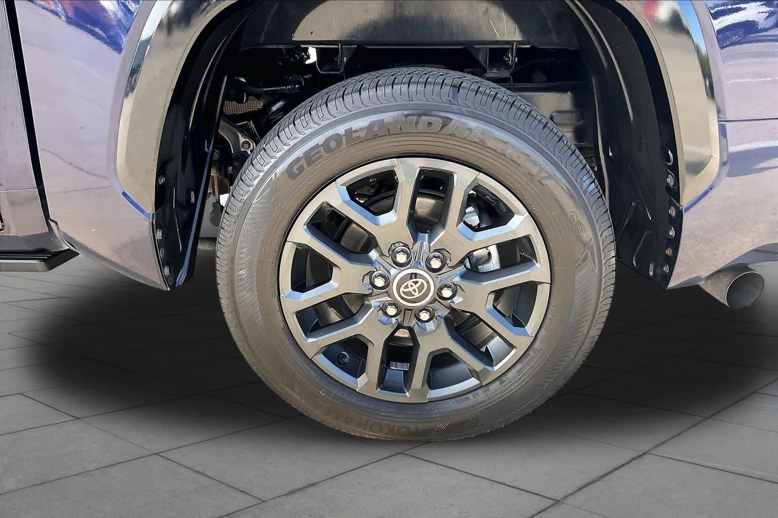 Used 2022 Toyota Tundra Platinum RWD image 21