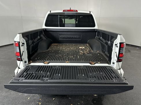 New 2026 Nissan Frontier SV w/ All-Weather Content Package AWD/4WD image 25