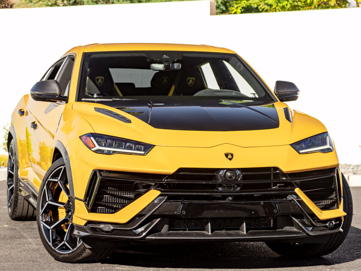 Used 2024 Lamborghini Urus Performante AWD/4WD image 4