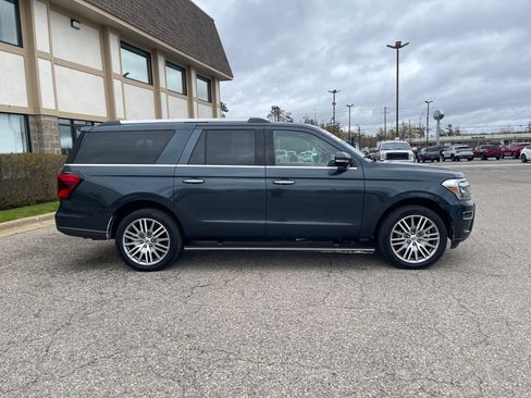 Certified 2022 Ford Expedition Max Limited AWD/4WD image 2