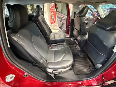Used 2021 Toyota Highlander Limited AWD/4WD image 48