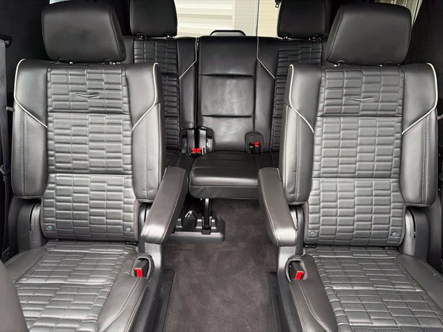 Used 2023 Cadillac Escalade Sport Platinum w/ LPO, ONYX Package AWD/4WD image 25
