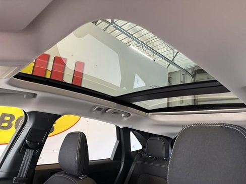 Used 2025 Ford Escape Active w/ Active Premium Tech Pack image 22