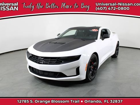 Used 2021 Chevrolet Camaro LT w/ Technology Package image 1