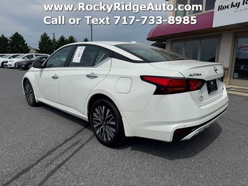 Used 2024 Nissan Altima 2.5 SV w/ SV Premium Package AWD/4WD image 5