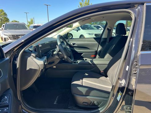 Used 2025 Hyundai Sonata SEL FWD image 22
